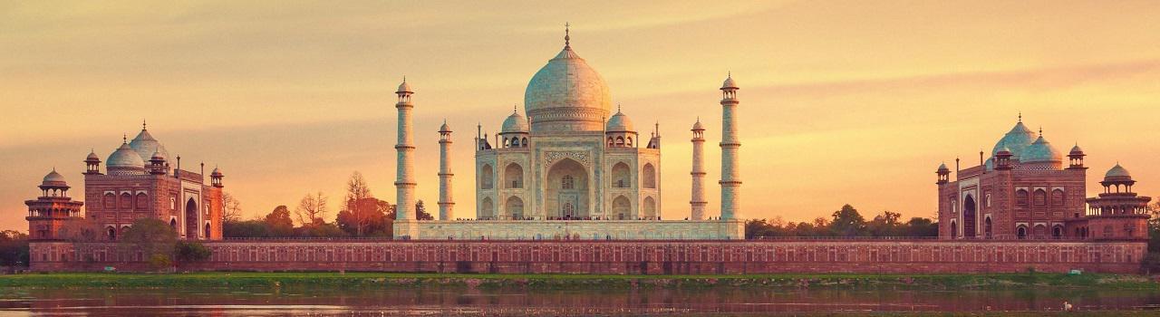 Taj Mahal Tour from Chennai